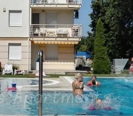 Aqua Wellness Apartments Hajdúszoboszló Buitenkant foto