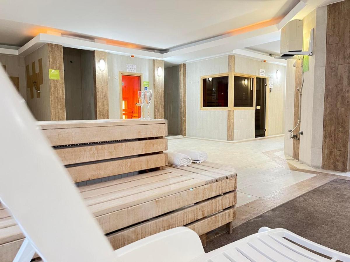 Aqua Wellness Apartments Hajdúszoboszló Buitenkant foto