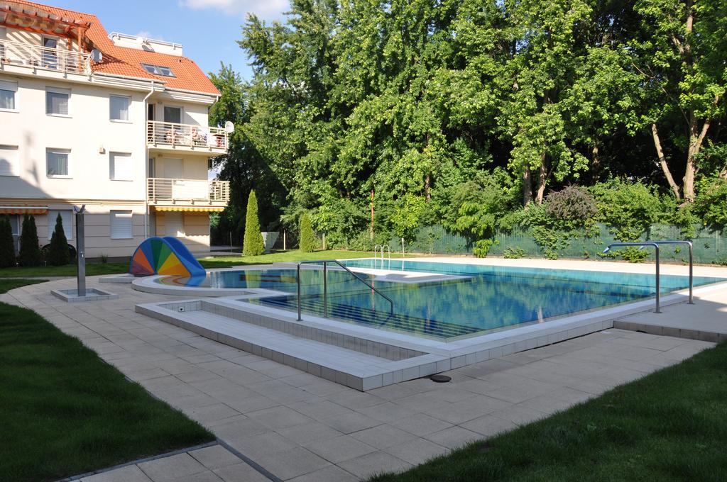 Aqua Wellness Apartments Hajdúszoboszló Kamer foto
